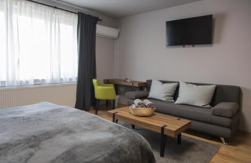 Karanac House | Holiday Home Thesaurum