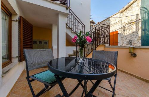 Trogir Apartment | Apartments Old Town