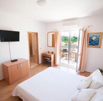 Brasina House | Župa Dubrovačka Guest House- Pool, Free Parking & Near Dubrovnik