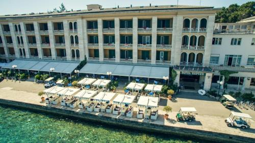 Fazana Hotel | Brijuni Hotel Neptun