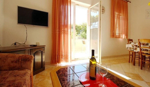 Beautiful flat in Baška with private terrace