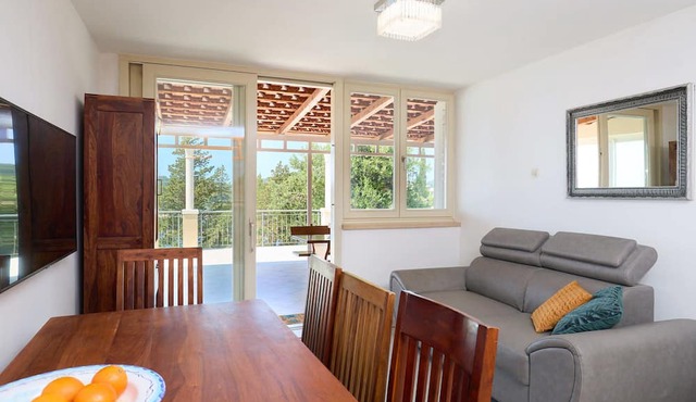 Bay View House