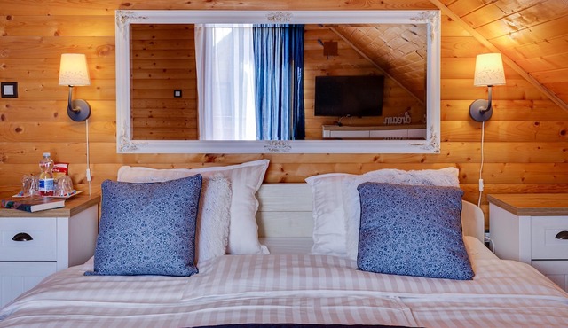 Homerez - Villa for 8 ppl. with swimming-pool, sauna, jacuzzi, spa and terrace in Gornje Dubrave