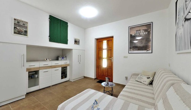 ISLAND BRAC RETREAT VILLA in Nerežišca