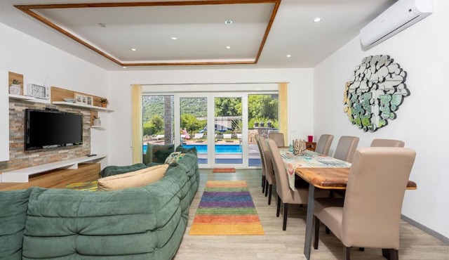Villa "Villa Monte" with private pool in Bribir