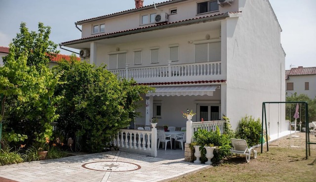 Holiday flat "EG Marjetka bis 9"with garden barbecue