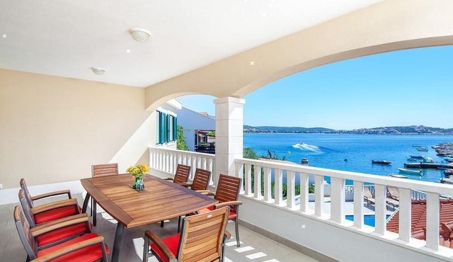 Luxury holiday home with pool by the sea