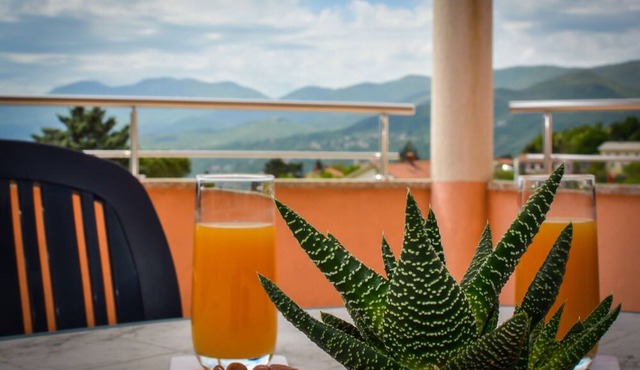 Spacious Apartment Adriana with the sea and mountain view in Rubeši
