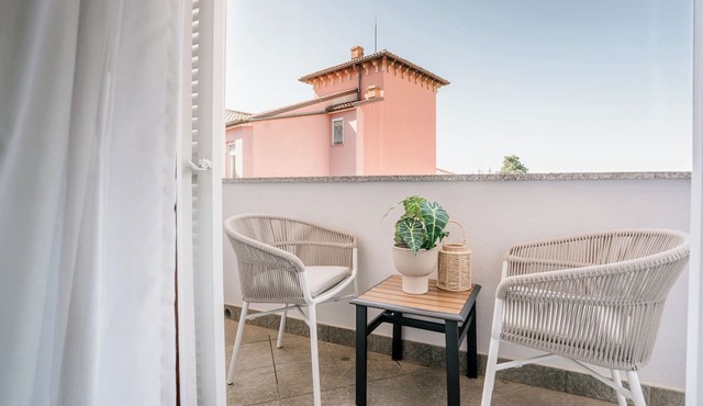 Al Porto Suites