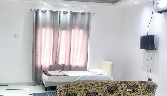 OYO 157 Dream Barka Hotel in Barka