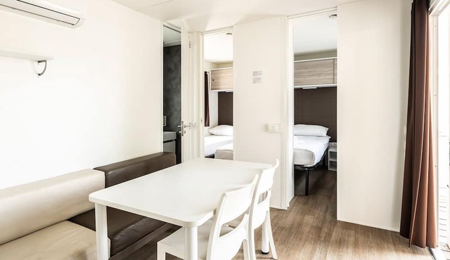 Zaton Holiday Resort Camping homes