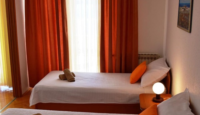 Villa Julio's first floor two bedroom apartment no. one-with terrace towards sea