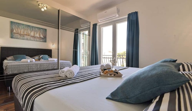 Apartment Sunset (47541-A1) - Trogir