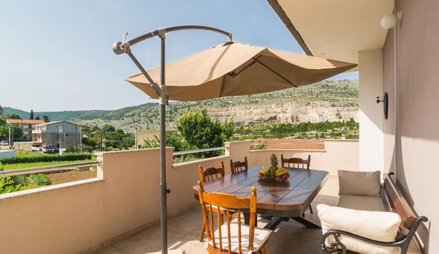 Nice apartment in Srinjine