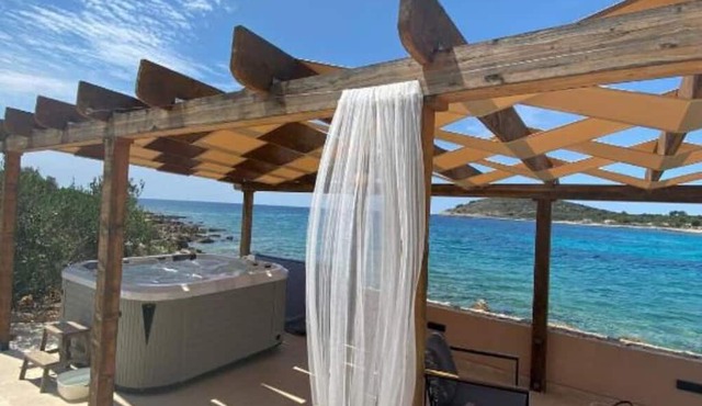 Luxury villa in the paradise bay, Island Mali Drvenik nearTrogir and Split in Drvenik Mali