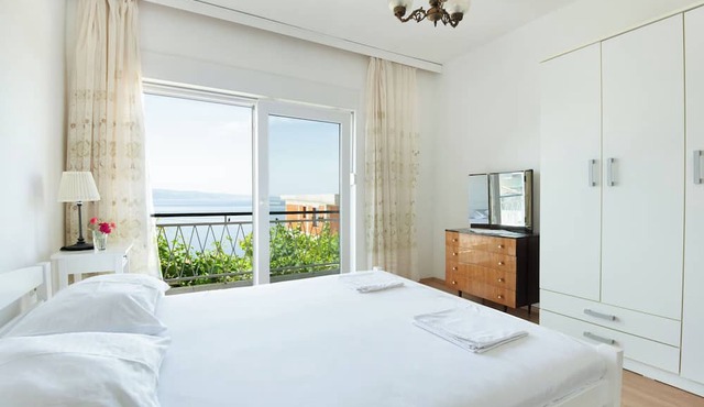 Apartments Antonija in Omis