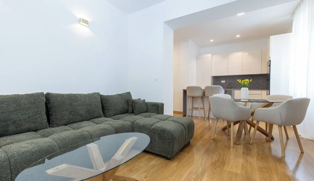 New 2BDR apartment near the beach and the city center - Nettle tree apartment