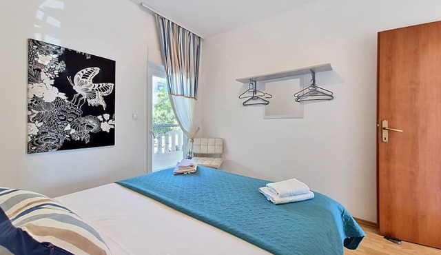 Apartment Culić by Interhome