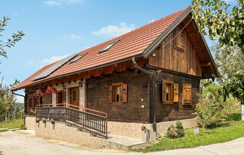 Gorgeous Home In Tugonica With Wifi in Tugonica