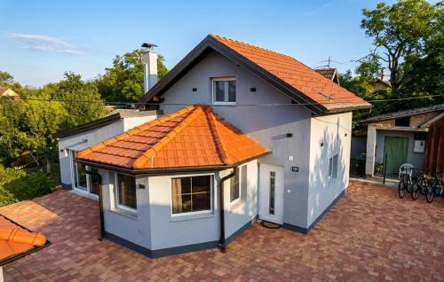 Beautiful Home In Gusce With Sauna in Gušće
