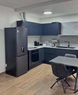 apartment R