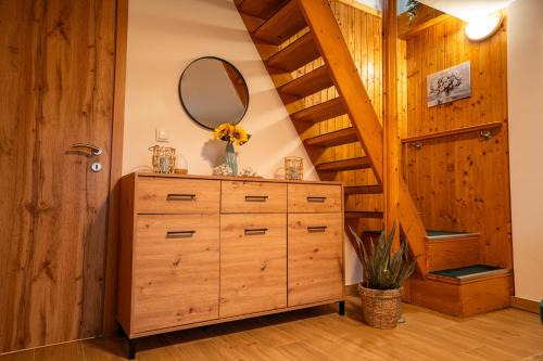 Tiny House with Jacuzzi by the Dobra River near Karlovac by Destination GREEN Croatia in Karlovac