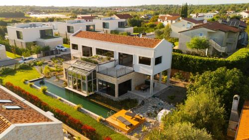 Luxury Boutique Villa with Natural Pool, Istra Madre in Kukci