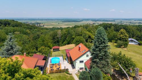 Villa Magic by Villas Guide