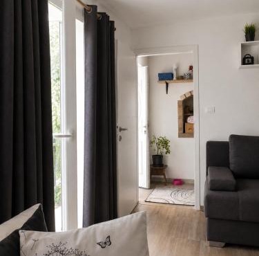 Yasmin Breeze Apartment in Nerezine
