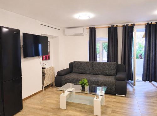 Yasmin Breeze Apartment