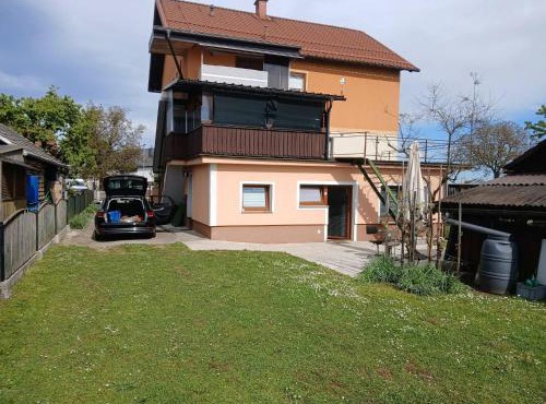 Cozy apartment Alex near airport in Sencur