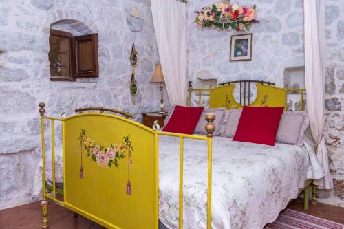 House Vedrana