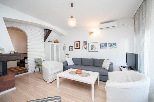 Apartments and rooms by the sea Zaglav, Dugi otok - 8170