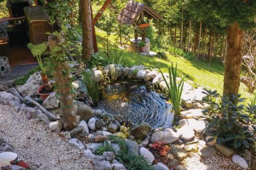 Forest Retreat Bonidesa - Terrace & Jacuzzi - Happy Rentals in Ljubno