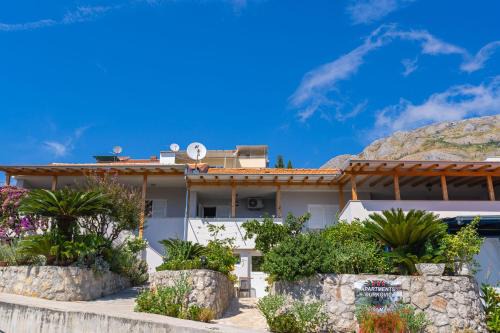 Apartments Djurkovic