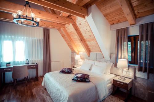 Grand Lakes 2