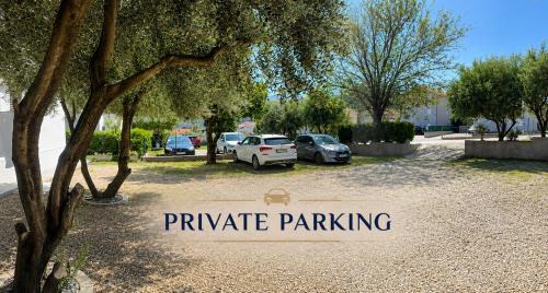 Apartments Mohar 