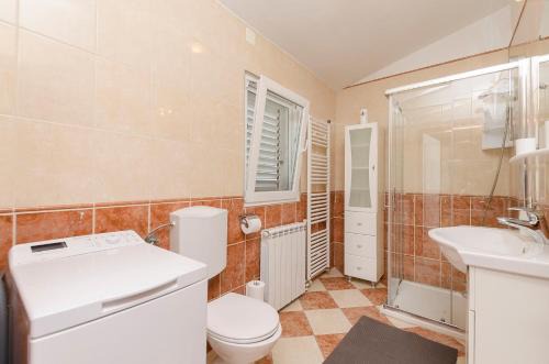Holiday Murter Ort Persons Bedrooms 